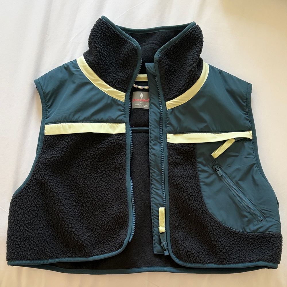 Free People movement cropped fleece vest